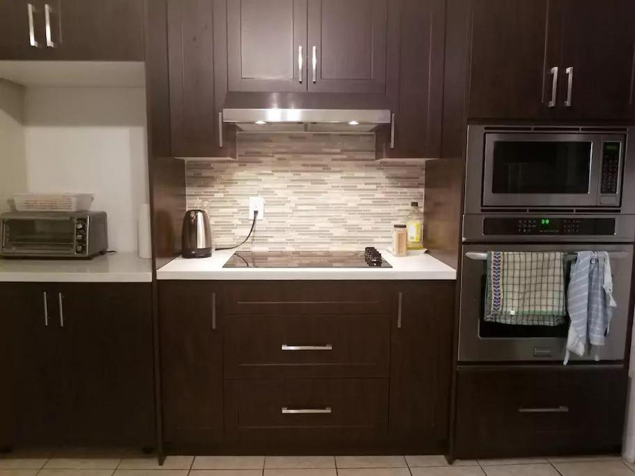 Private Rooms 5 Min Finch West Subway - York University Toronto Eksteriør bilde