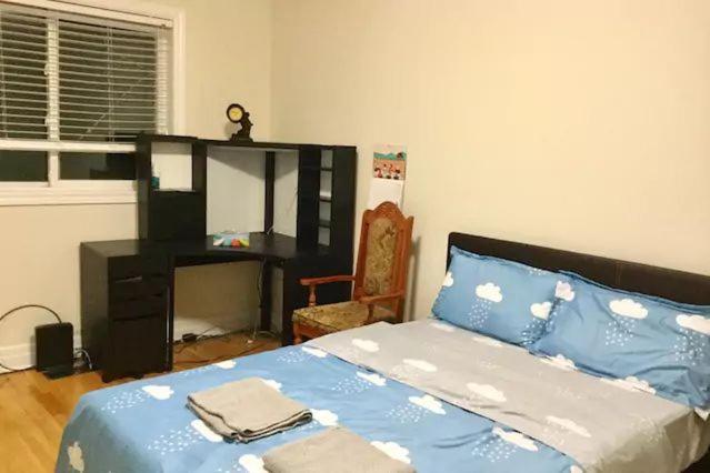 Private Rooms 5 Min Finch West Subway - York University Toronto Eksteriør bilde
